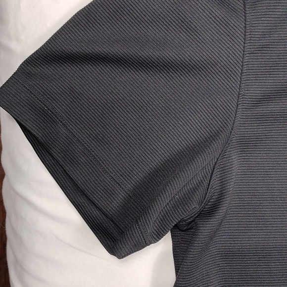 Van Heusen Classic Fit Men's Polo Shirt Size Large - Picture 4 of 8